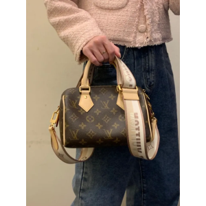 Louis Vuitton LV SpeedyBandoulière20 M46222奶茶背帶波士頓包